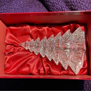 NWT Waterford crystal Christmas tree Sculpture